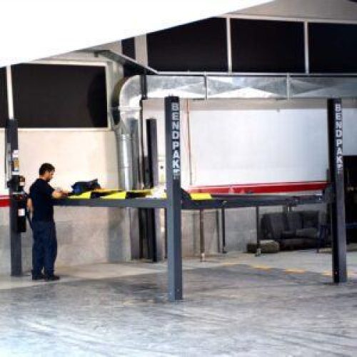 نصب-جک-چهار-ستون-هیدرولیکی-پارکینگی-رادمن-در-دلفان-300x300